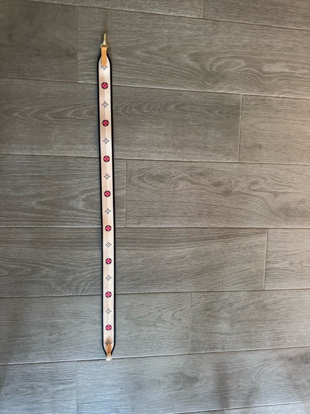 Louis Vuitton Pink and Black Monogram Canvas Shoulder Strap - Picture 2 of 4